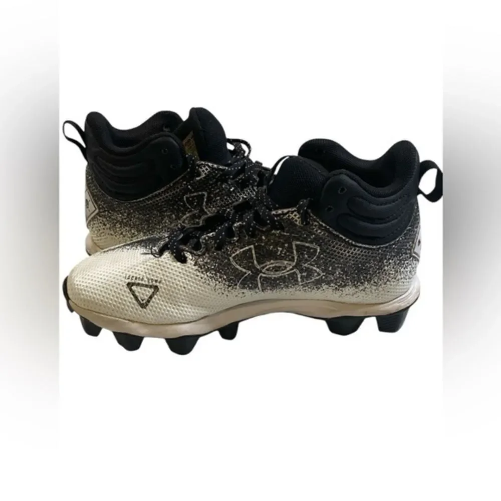 EUC Under Armour Boys Youth Black and White Football Cleats - Size 2Y